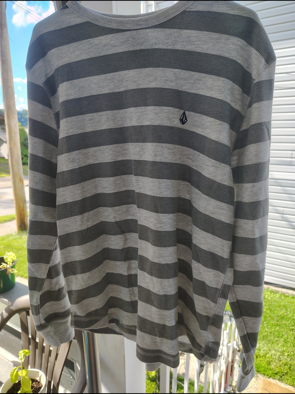 Volcom Gray & Light Gray Striped Long-Sleeve Shirt